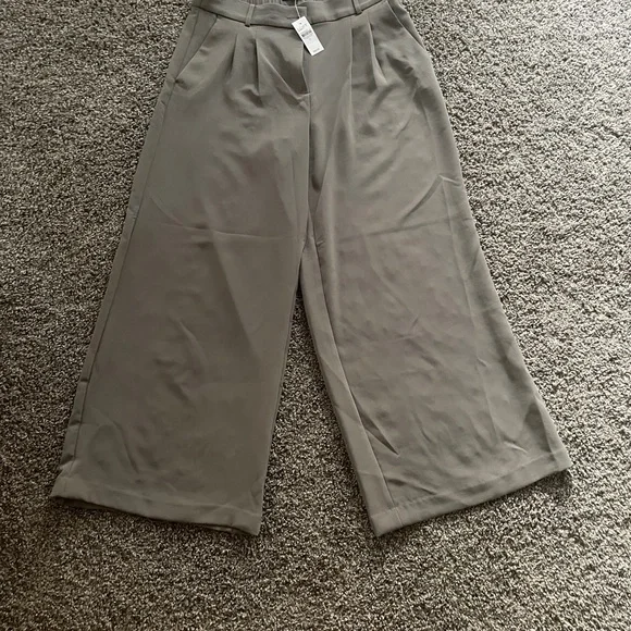 💚 LOFT Versa Olive Wide-Leg Pants 💚 - Picture 4 of 8